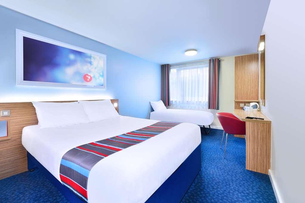 Travelodge Colwyn Bay 老科尔温 客房 照片