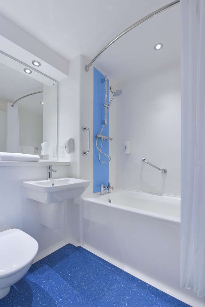 Travelodge Colwyn Bay 老科尔温 客房 照片